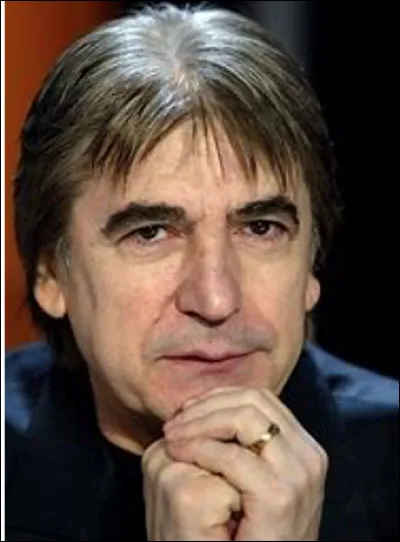 Qui est ce Serge, chanteur et parolier bordelais ?