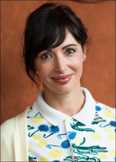 Qui est cette Géraldine, romancière, réalisatrice, scénariste et chroniqueuse de télévision ?