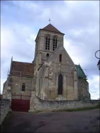 Vous avez sur cette image l'église Saint-Nicolas, à Paars. Village Axonais, il se situe dans l'ex région ...