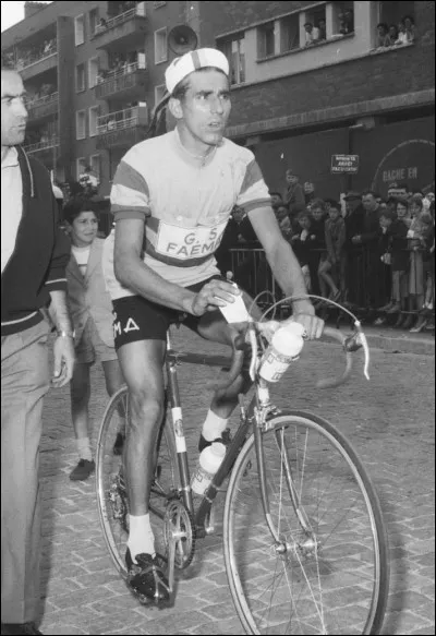 L'étoile Altaïr fait partie de quelle constellation ?