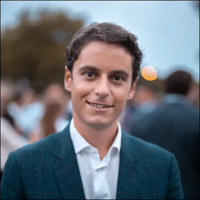 Un nouveau ministre à ... : Gabriel Attal, nommé le 20 juillet 2023.