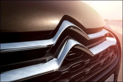 De quelle marque est cette voiture ?