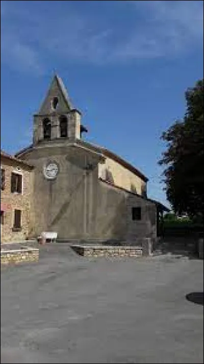 Petit village occitan de 80 habitants, dans le Comminges, Peyrouzet se situe dans le département ...