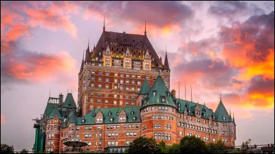 Dans quel pays se trouve le château Frontenac ?