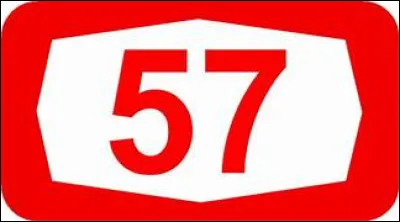 Comment la petite chienne envoyée dans l'espace la même année s'appelait-elle ?