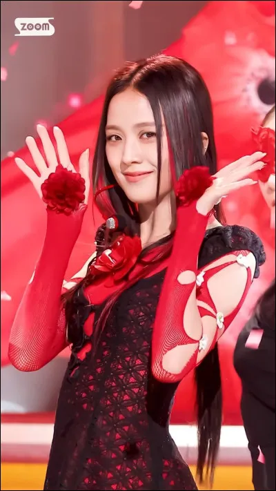 Quelle est la date de sortie de son premier solo ?