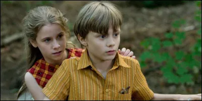 Quel est ce film de Philippe Falardeau, mettant en scène un petit garçon de dix ans appelé Léon, qui passe ses vacances d'été à faire les quatre cents coups.