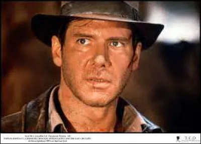 Médias et Divertissements : Quel métier exerçait Harrison Ford avant de devenir acteur ?