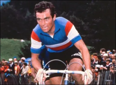 Qui est ce grand cycliste qui gagne cinq fois le Tour de France à partir de 1976 ?