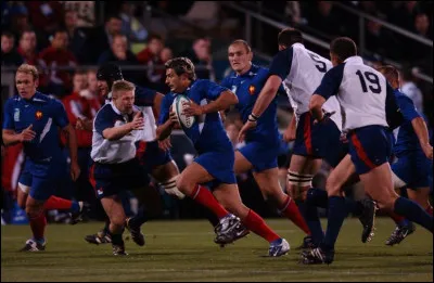 Quel était le dernier adversaire des Bleus lors de ce premier tour ?