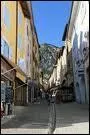 Sa citadelle et les forts qui l'entourent sont classs au Patrimoine Mondial de l'Unesco depuis 2008. Vous tes  Brianon. Quel nom porte cette rue de la vieille ville o dvale une rigole centrale ?