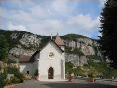 Village Savoyard, Rochefort se situe en région ...