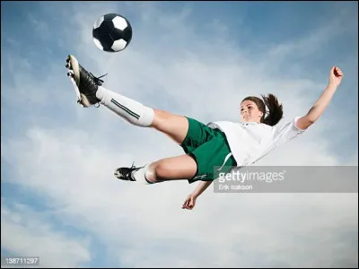 Qu'est ce qu'est un tir ciseaux ?