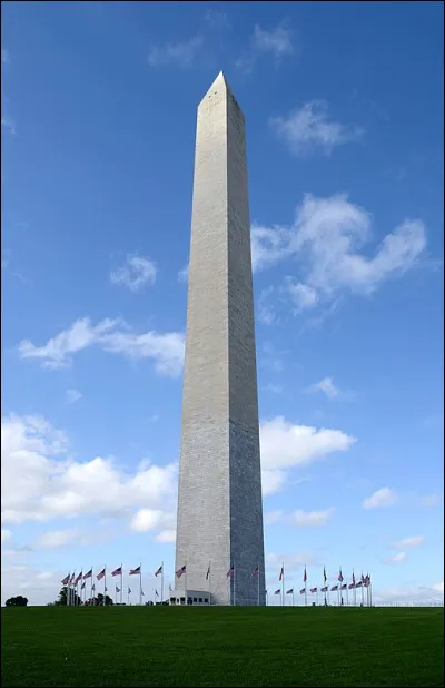 Quelle est la taille du Washington Monument ?