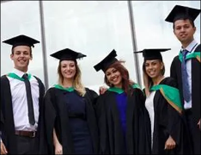 Comment s'appelle en Belgique la chambre, maison ou appartement loué par un étudiant et situé près de son école ?