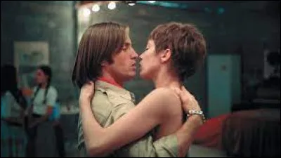 Qui est le réalisateur du film ''Je t'aime moi non plus'' dans lequel Jane Birkin joue le rôle d'une serveuse ?