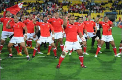 Qui fut le dernier adversaire des Tricolores lors de ce premier tour ?