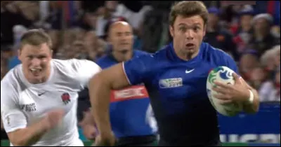 Quelle équipe britannique fut l'adversaire des Bleus en 1/4 de finale ?