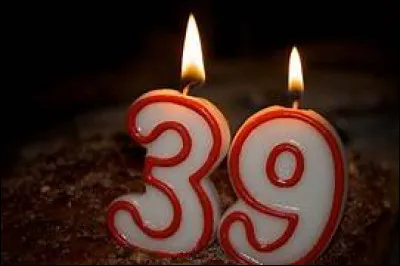 Dans quelle langue peut-on abréger "merci" en "39" en langage sms ?