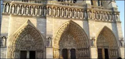 Arts : Quelle scène biblique peut-on admirer sur le dernier portail de Notre-Dame-de-Paris ?