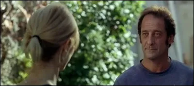 Cinéma : Quelle actrice incarne "Mademoiselle Chambon", une institutrice qui s'éprend du père d'un de ses élèves joué par Vincent Lindon ?