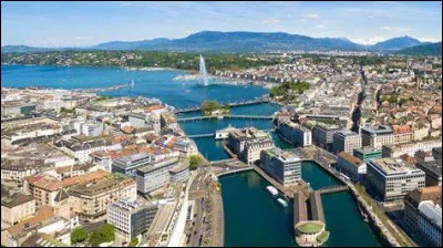 Genève est la capitale des montres de luxe.