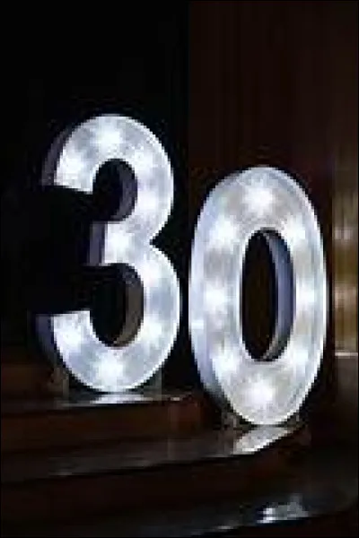 Quel élément chimique a pour numéro atomique le 30 ?