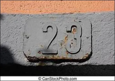 De laquelle de ces déesses le nombre 23 est-il un nombre sacré ?