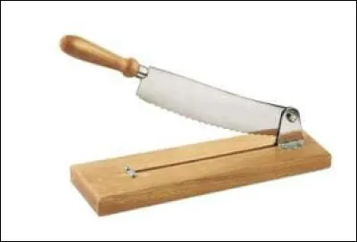 Quel est ce couteau de cuisine qui sert à faire des tranches ?