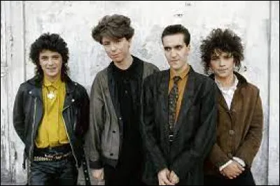 Comment s'appelle le héros dans la vallée infernale d'après une chanson du groupe Indochine ?