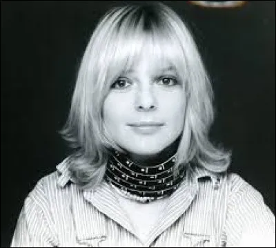 Comment jouait-il du piano d'après une chanson de France Gall ?
