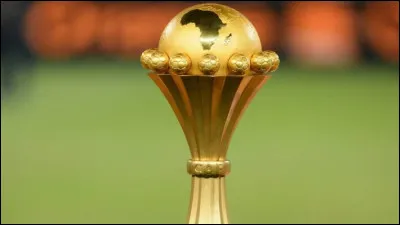 Quel est le nom de la compétition de football qui oppose les meilleures sélections nationales masculines d'Afrique ?
