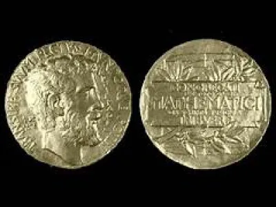 Durant mes 9 dernières années sur ce site, j'ai pu rencontrer de nombreux joueurs, que je ne remercie jamais assez de remercier et de médailler mes quiz ; j'en profite ainsi pour rendre hommage à Hippophile, Nadvar, Mia, Gerardo, Fuzz59, Titi, Arnaud60, Jeffcoop, Frolo, Birdie22, Juliette et P.Louis. Voyons voir lequel d'entre vous aura juste à cette question-ci ! En quelle année Pierre-Louis Lions a-t-il obtenu la médaille Fields ?