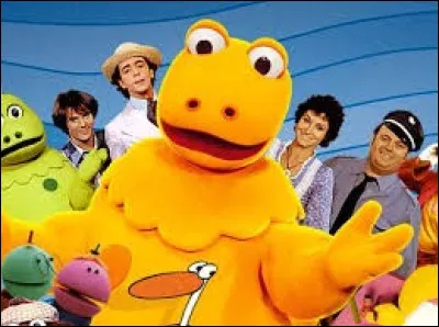 Voici venu le temps ''Des rires et des chants Dans l'Ile aux...''.