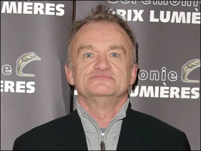 Qui est cet acteur qui joue le rôle principal dans le film de 2017 ''La Dormeuse Duval''