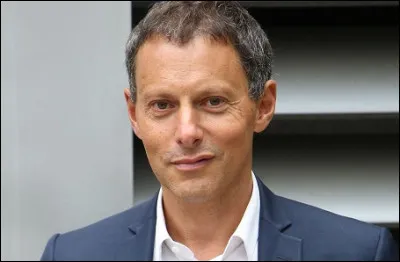 Qui est cet animateur, présentateur de lémission ''T'empêches tout le monde de dormir'' diffusée de 2006 à 2008 ?