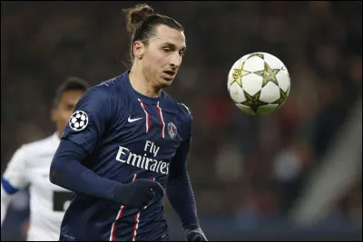 Quel était son poste de jeu ?