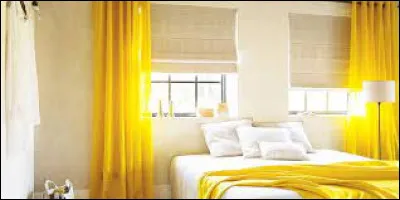 Quelle est cette pièce de maison jaune ?