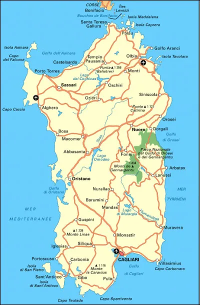 Quelle est cette île italienne de la mer Méditerranée situé au sud de la Corse face à Bonifacio ?