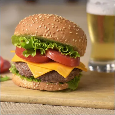 Il est vrai de dire que le hamburger est américain. Cependant, il est également originaire...