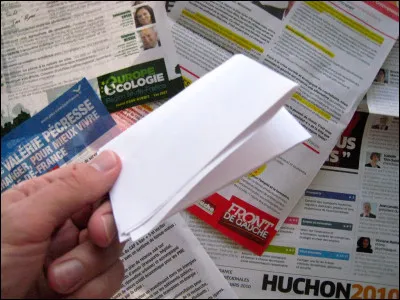 Blanc, c'est la couleur du bulletin de vote qui indique aucun voeu ni aucune pr&eacute;f&eacute;rence.