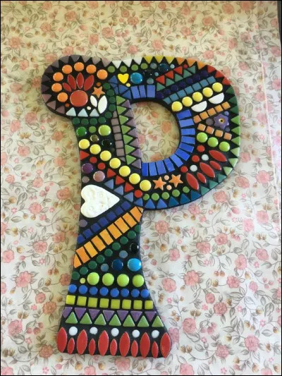 Pouls : à combien bat-il, au minimum, en cas de crise de tachycardie ?