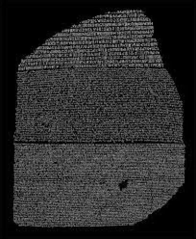 Quelle écriture n'y a-t-il PAS sur la pierre de Rosette qui a permis à Champollion de déchiffrer les hiéroglyphes ?
