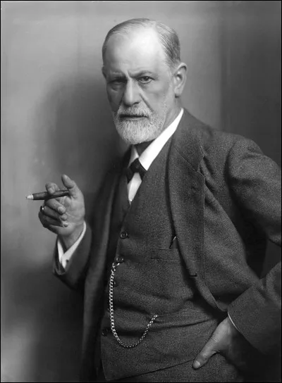Dans sa troisième topique, comment Freud décrit-il l'esprit humain ?