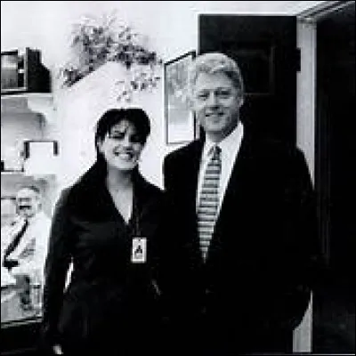 Dans quelle ville Clinton admet-il, en 1998, avoir eu des relations sexuelles avec la jeune femme ?