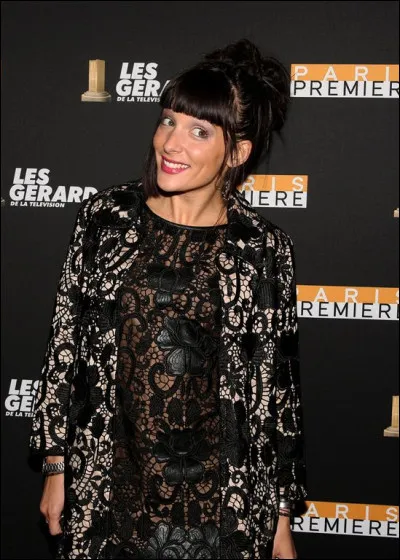 Qui est cette Erika, journaliste, présentatrice et animatrice audiovisuelle française ?