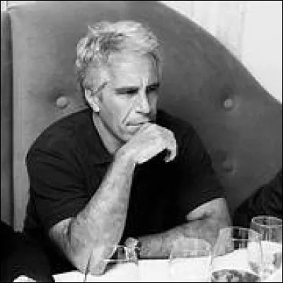 Pourquoi le voisin d'Epstein en prison, Nicholas Tartaglione, a-t-il été incarcéré à ses côtés ?