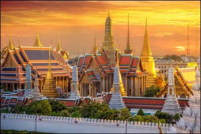 Où se trouve le Palais royal de Bangkok ?