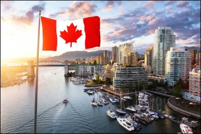 Quelle province a la plus grande superficie ?