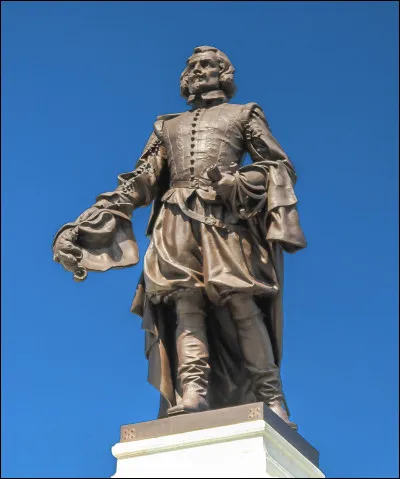 La statue de Samuel de Champlain nest pas ordinaire. Qua-t-elle de spécial ?